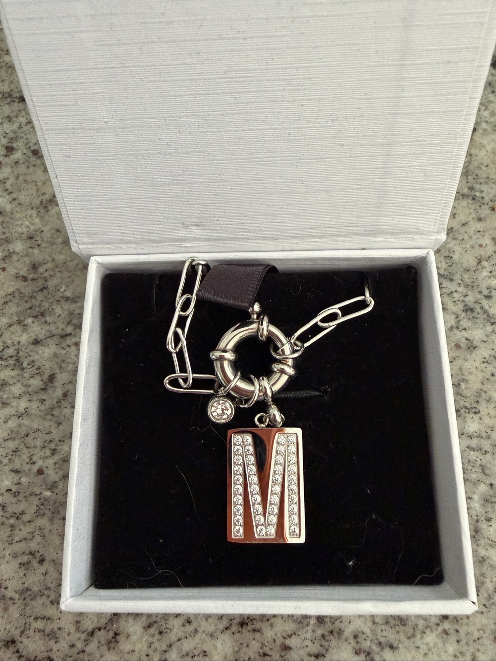 Mint&Lily Initial Necklace M Paperclip Chain